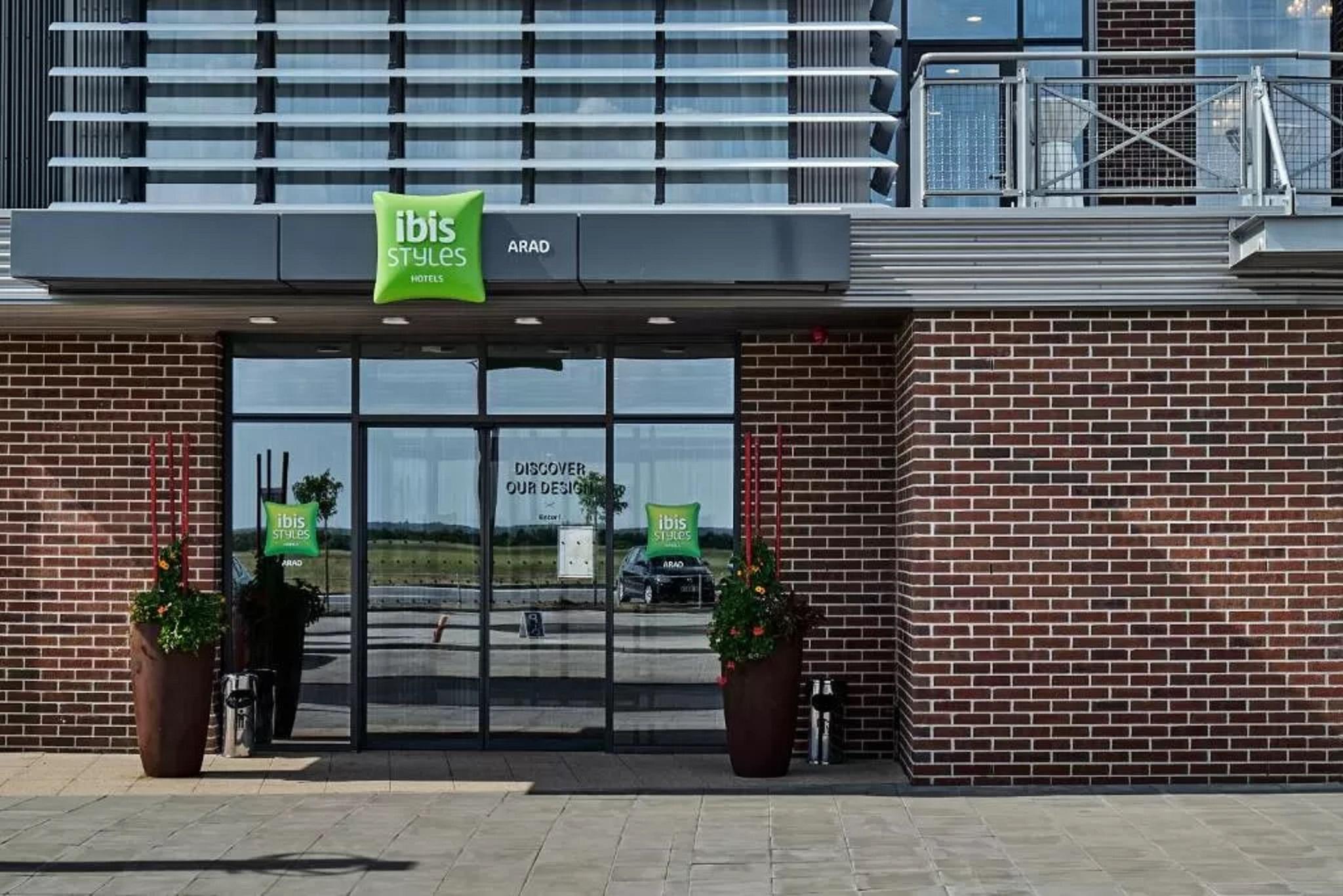 Ibis Styles Arad Exterior foto